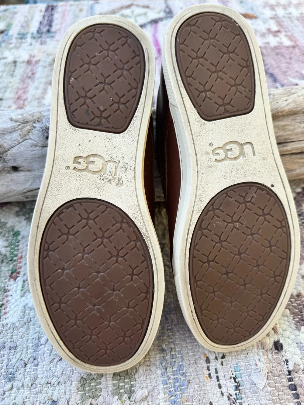 UGG Fierce Sneakers Sz Women’s 8